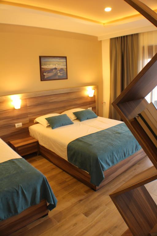 Apartments Kan Улцин Екстериор снимка