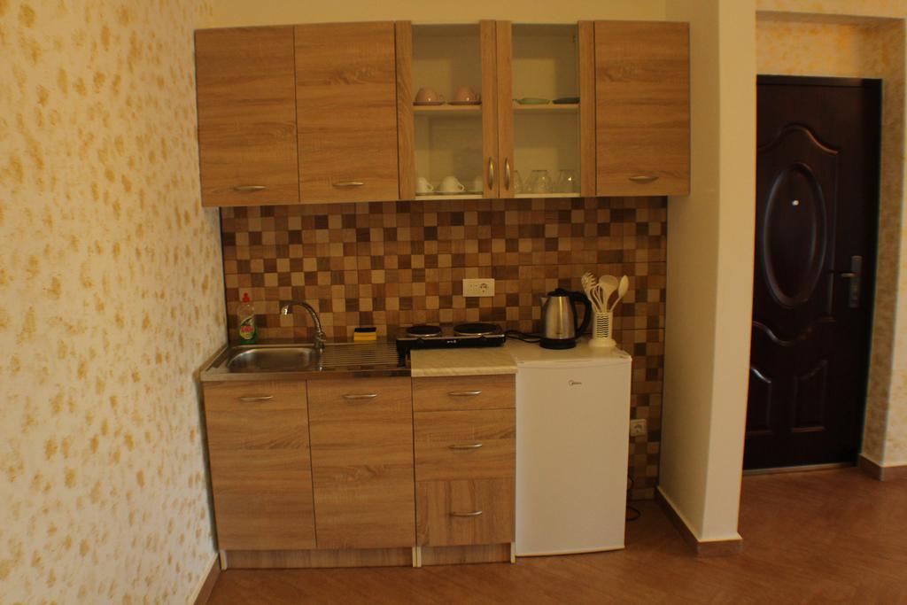 Apartments Kan Улцин Екстериор снимка