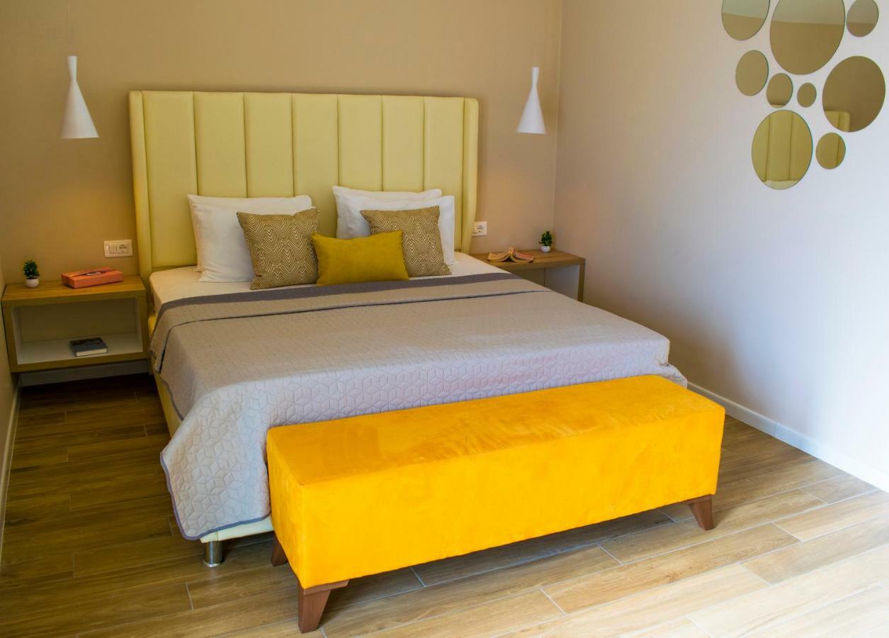 Apartments Kan Улцин Екстериор снимка